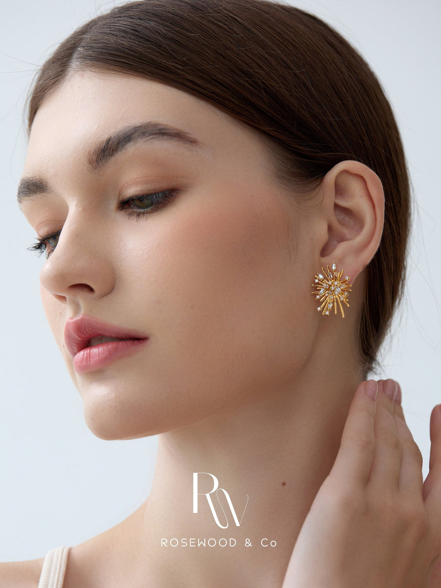 Gold Sunburst Stud Earring, Celestial Earrings, 18k Gold Plated Starburst Stud Earring, Sun and Star Shiny Earring, Gift for her