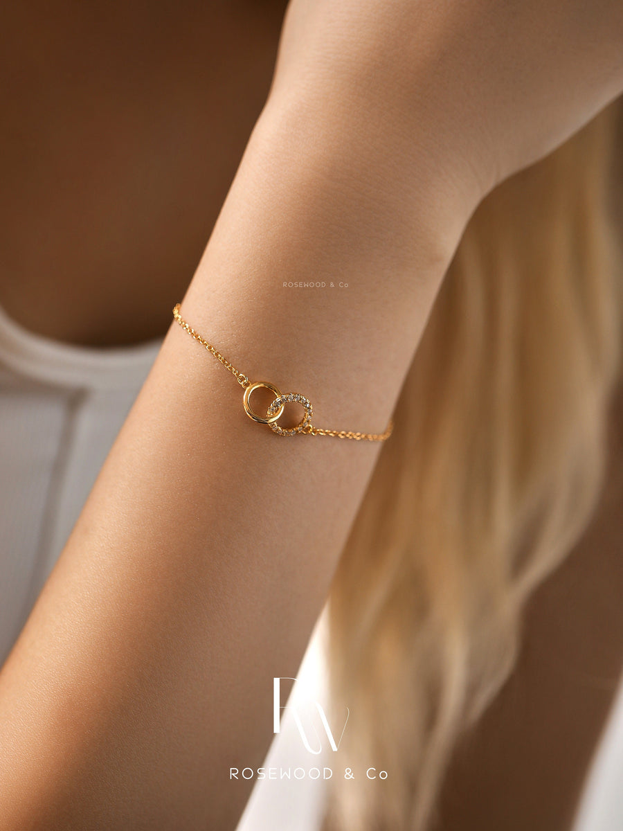 18k Gold Plated Friendship Bracelet, Silver Interlocking Pendant, Ring Bracelet, Non Tarnish Waterproof Bracelet, Gift for her