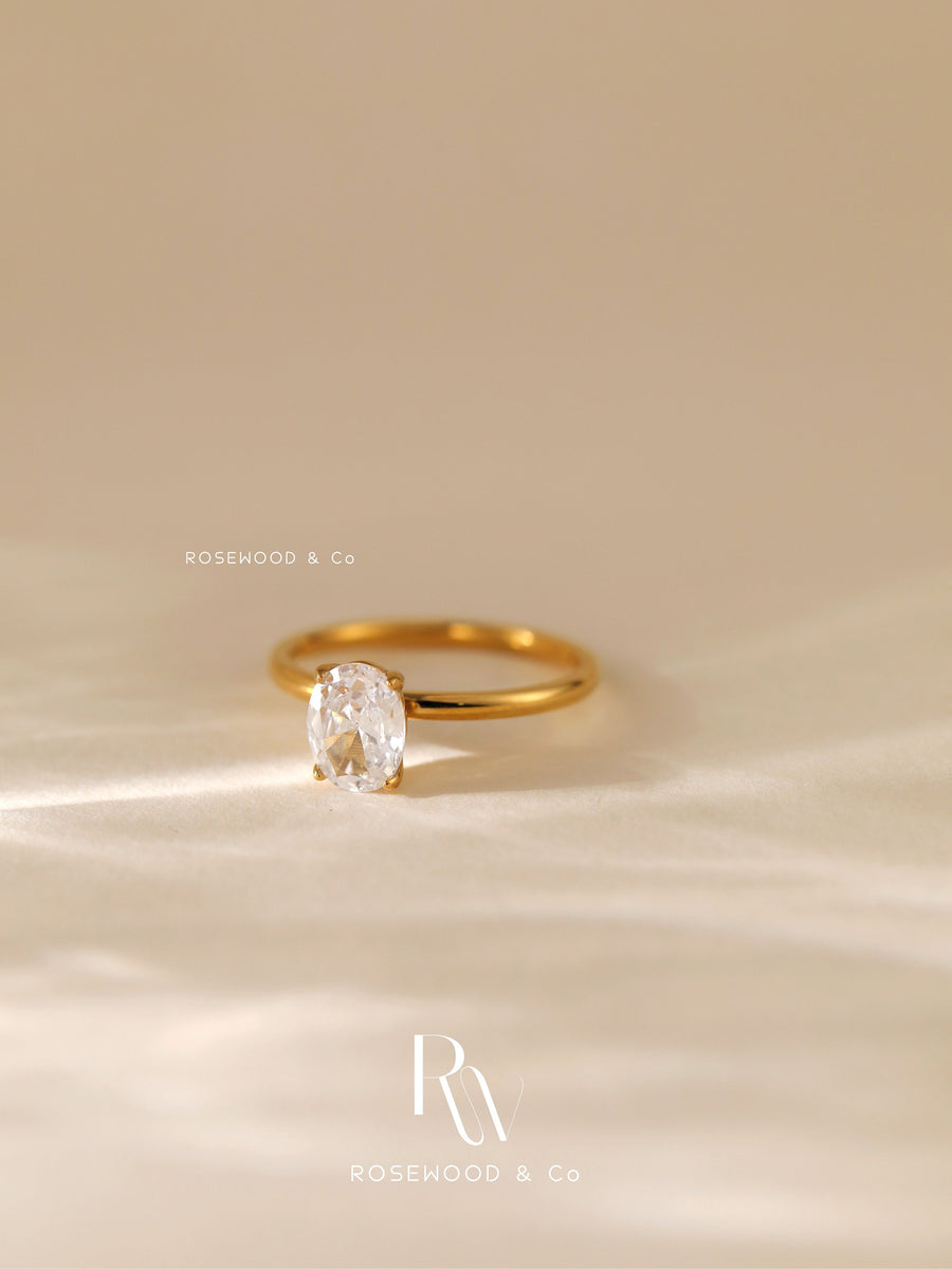 Oval Diamond Signet Ring, 18K Gold Plated Sparkle Signet Ring, Non Tarnish Zircon Diamond Ring, Waterproof Signet Ring
