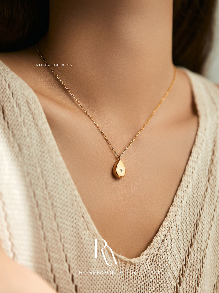 North Star Pendant Necklace, Gold Teardrop Pendant, 18K Gold Plated Celestial Necklace, Sunburst Pendant, Gift for her